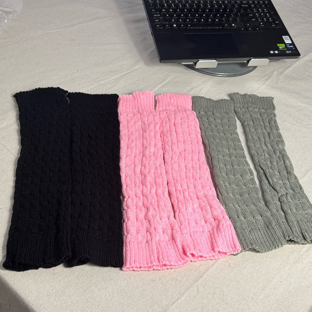 Cable Knit Leg Warmers Set - Pink, Black, Gray